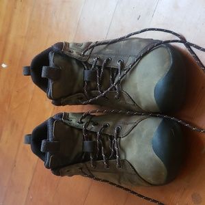 Keen hiking shoes
